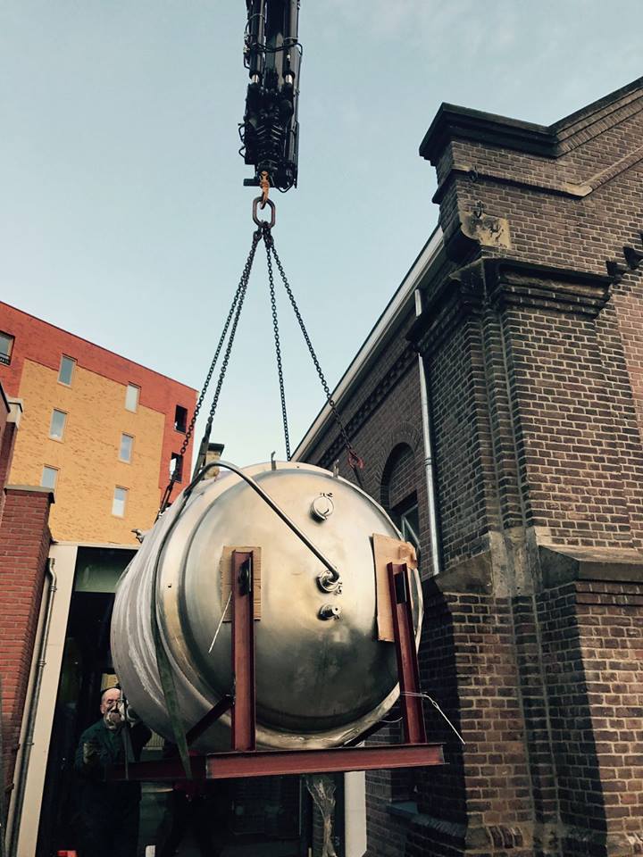 <b>Holland 1000L brewery system</b>